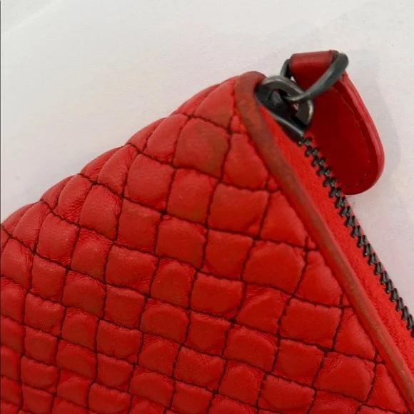 SOLD: Bottega Red Woven Zip-Around Wallet - Picture 3 of 12